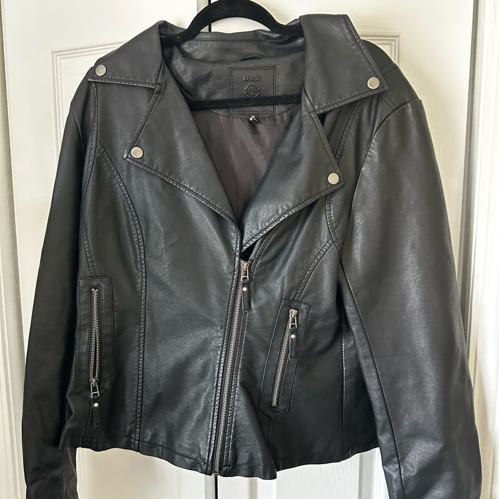 Max Studio leather jacket size xl